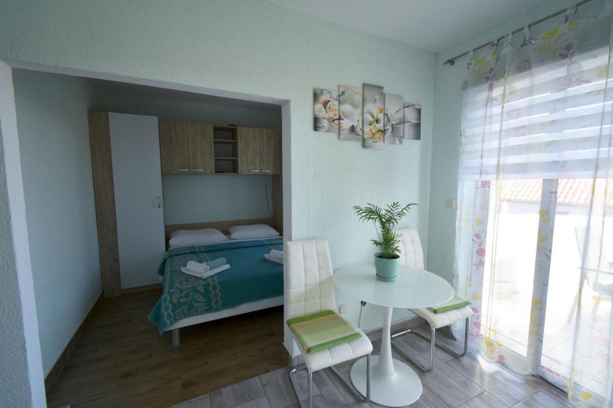 Denjak Apartments Kornic Exterior photo