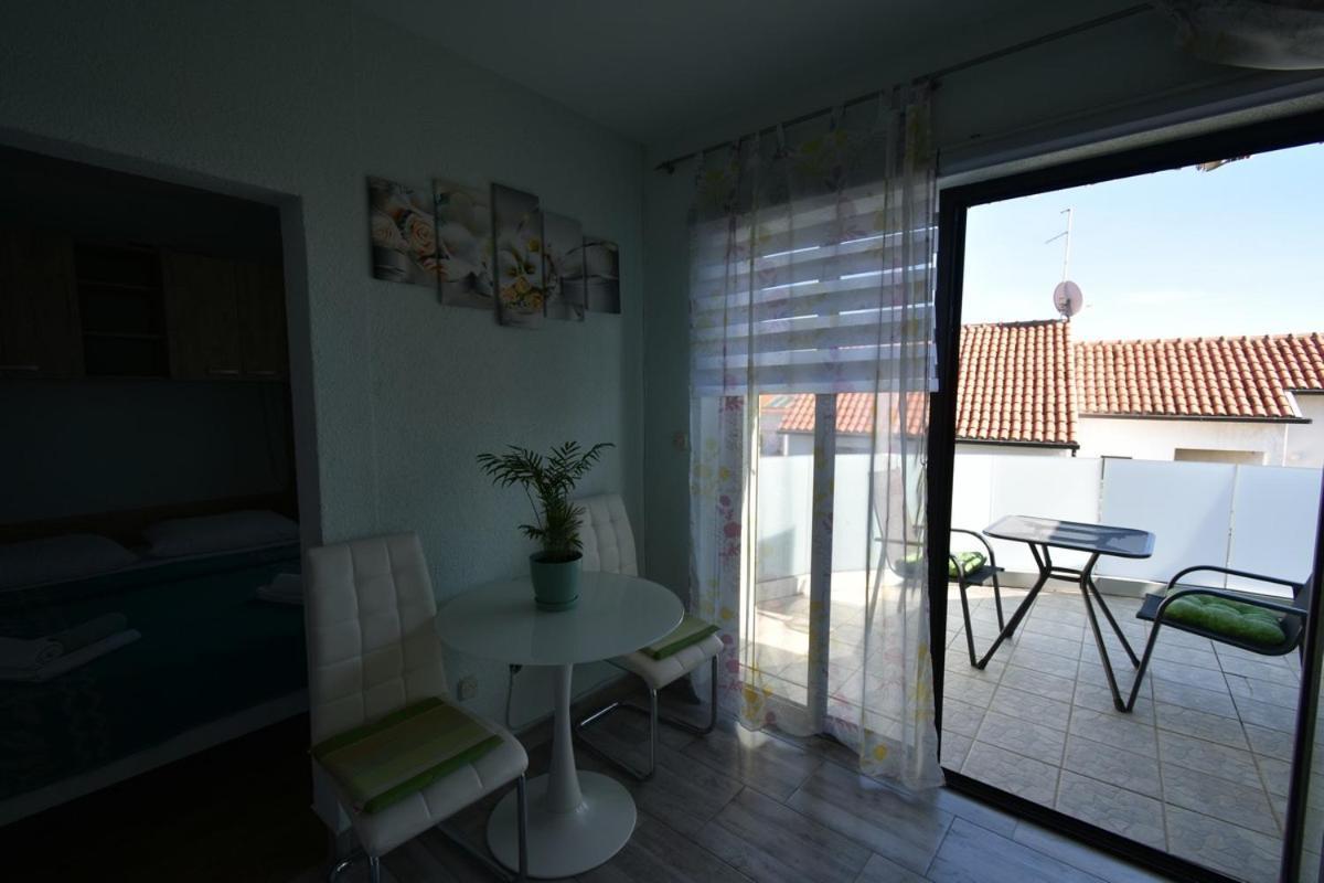 Denjak Apartments Kornic Exterior photo
